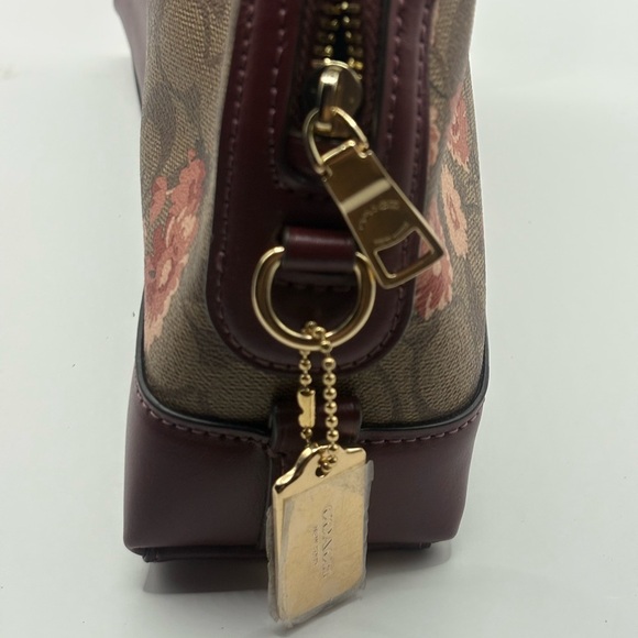 NWT Coach Dome Katy Crossbody Signature Prairie Daisy Print 3055 - Picture 4 of 5